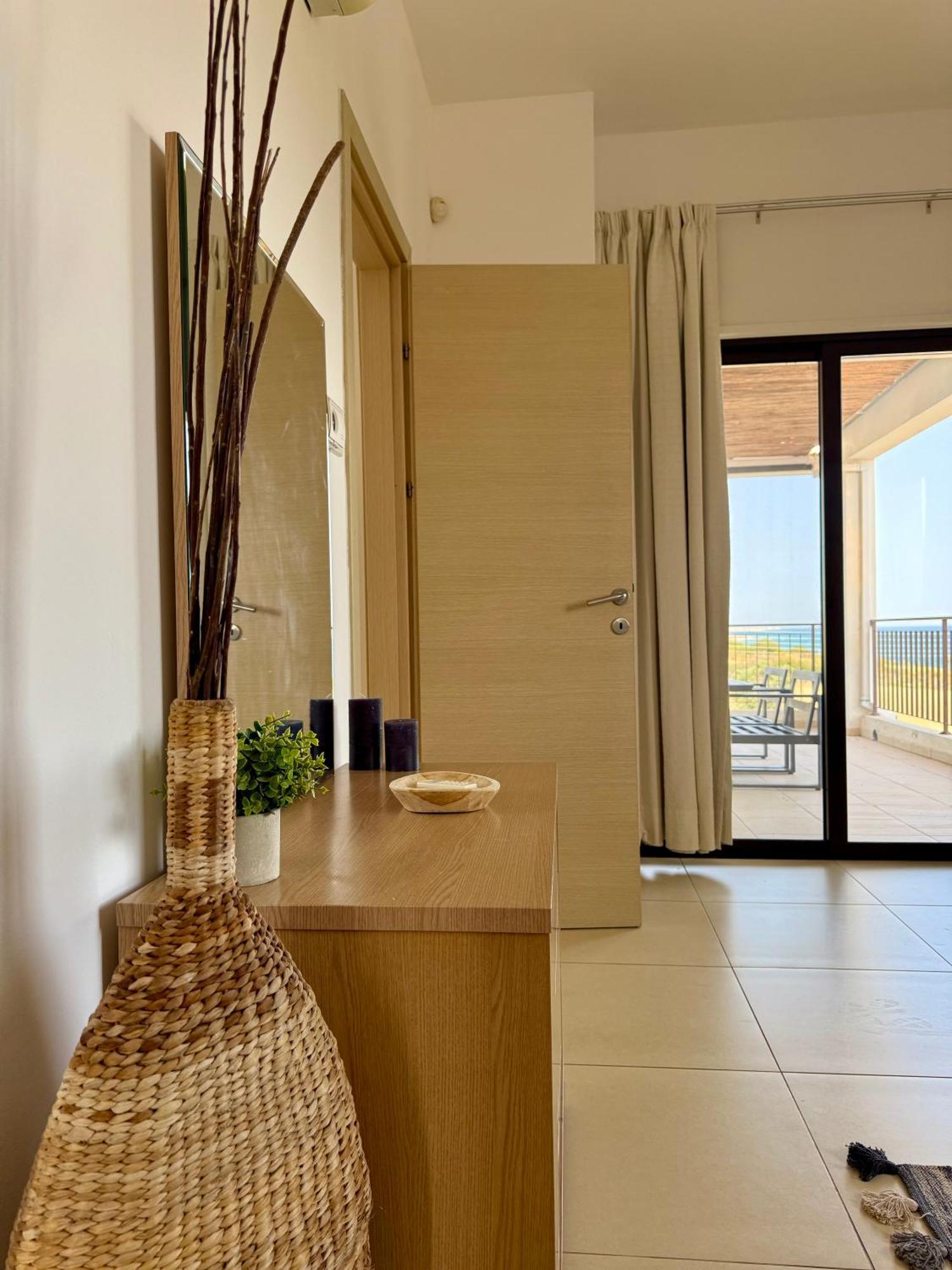 Villa Hera Agios Theodoros Eksteriør billede
