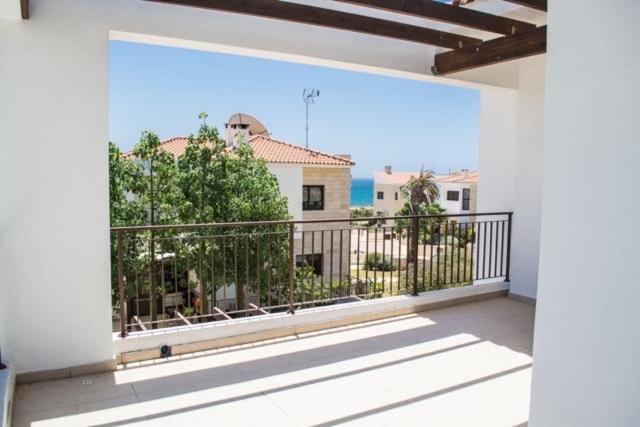 Villa Hera Agios Theodoros Eksteriør billede